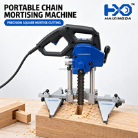 Machine à mortaiser à chaîne à moteur brossé de haute précision : découpe des trous carrés propres pour la construction de charpentes en bois et les travaux de poutres.