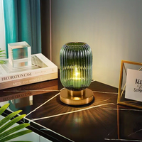Lampe de table rechargeable en verre minimaliste moderne, lampe de chevet de luxe légère, lampe de table décorative créative vintage pour chambre à coucher