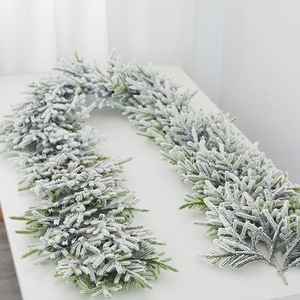 Couronne d'arbre de Noël créative en rotin <span class=keywords><strong>porte</strong></span> de flocage lumineuse en rotin de Noël suspendu pour décor d'atmosphère festive - Product Image 4