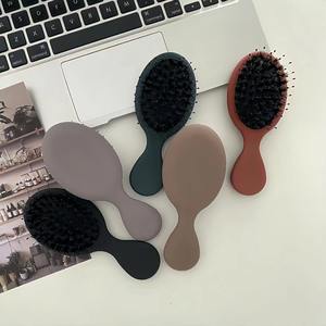 Mini peine Airbag con logotipo personalizado, cerdas de jabalí Multicolor, cepillo de pelo de nailon, mango de plástico mate, cepillo de masaje para desenredar el pelo - Product Image 4