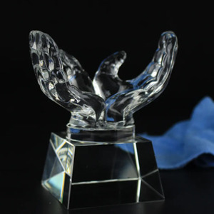 K9 <b>Crystal</b> <b>Ball</b> Ornament With Internal Engraving Globe Design Business Gift For Team Cooperation Award - Product Image 3