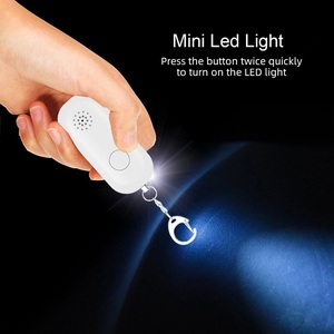 Alarma Personal de Pánico Portátil de 130db en Llavero al por Mayor Dispositivo de Autodefensa para Mujeres con Linterna - Product Image 3