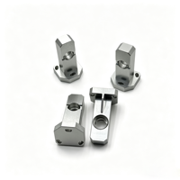 Support à bride en acier inoxydable usiné CNC sur mesure OEM, avec bloc de serrage fendu et trous de montage pour base, pour équipement d'automatisation