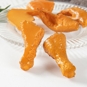 แบบจำลองขาไก่ ขาเป็ด และเท้าไก่ที่มีความสมจริงและนุ่มเหมือนจริง เหมาะสำหรับใช้เป็นอุปกรณ์ประกอบฉากถ่ายภาพหรือแม่เหล็กติดตู้เย็น/ของตกแต่ง - Product Image 4