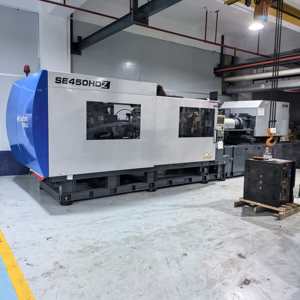 Máquina de Moldeo por Soplado Horizontal Automática Fanuc de Doble Estación con Capacidad de 5L, Motor Importado de Japón 450HDZ 550SX 450SX - Product Image 1