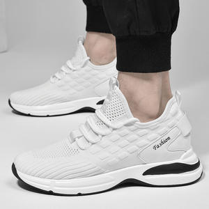 Chaussures de course décontractées pour hommes, tendance, respirantes, en maille, avec talon compensé invisible, modèle unique - Product Image 2