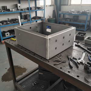 Fabrication sur mesure de boîtiers d'ordinateur en tôle d'aluminium |   Services de fabrication de revêtements en poudre et de coques - Product Image 1
