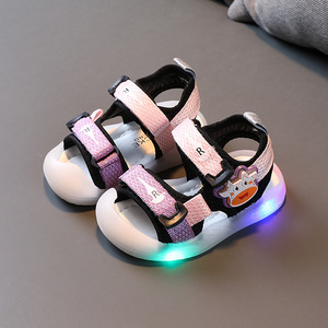 Sandales de plage pour enfants garçons et filles, sandales d'été pour enfants, chaussures légères pour enfants avec LED - Product Image 5