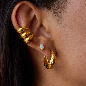 <span class=keywords><strong>Pendientes</strong></span> ERESI Impermeables, Chapados en Oro de 18K PVD, con Diseño de <span class=keywords><strong>Estrella</strong></span> y Circonitas, Aros de Acero Inoxidable 316L, Joyería Moderna al por Mayor - Product Image 1