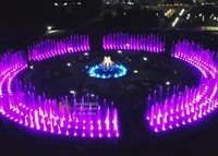 70m de diamètre extérieur sol musique terre sèche eau danse fontaine spectacle