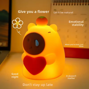 Nueva Lámpara Nocturna de Capibara, Luz Ambiental de Silicona Suave para Mesita de Noche, con Diseño de Conejillo de Indias y Oso, Luz de Descompresión Táctil - Product Image 3