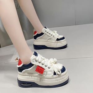 Zapatillas de Skate Japonesas para Mujer, Primavera 2026, Diseño Exclusivo, Plataforma con Aumento de Altura, Versátiles, Casuales y Deportivas - Product Image 1