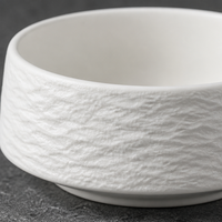 Service de vaisselle en porcelaine mate noir et blanc de style nordique, assiettes et bols en céramique écologiques, vente en gros pour restaurants et traiteurs, OEM