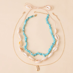 Collier superposé en coquillages avec pierres turquoise et coquillages cauris, collier bohème pour femmes, bijoux tendance - Product Image 1