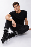 Patins à roulettes quatre roues polyvalents et tendance pour adultes, avec bottes à soutien de cheville élevé, cadre en alliage PU lumineux, pour les loisirs et le sport.