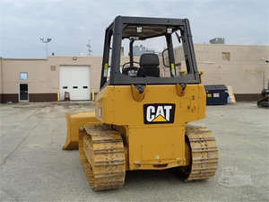 Bulldozer Caterpillar usado mini bulldozer CAT d3G Precio barato Japón Bulldozer D3C D4C d5g d6d máquina para la venta - Product Image 2