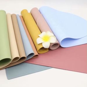 Tapete de Silicona Clásico Personalizado, Resistente al Calor y Antiestático, para Mesa, Fácil de Guardar, Protector de Platos y Escurridor de Fregadero - Product Image 1