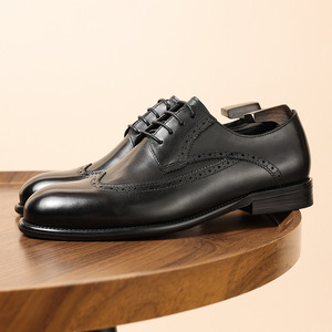 Zapatos casuales de hombre de cuero mate, estilo nuevo de otoño, zapatos de cuero de gamuza para hombre, estilo británico. - Product Image 2