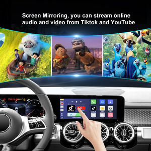 Adaptador de Pantalla Inalámbrico <span class=keywords><strong>4</strong></span> en 1 Koogold con Puerto USB para Carplay, Permite Ver Videos de Netflix, TikTok y <span class=keywords><strong>Amazon</strong></span> Prime Video - Product Image 3