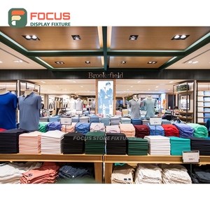 Proyecto de Tienda Comercial, Kiosco Metálico de Exhibición, Contratista de Equipamiento para Cadenas de Tiendas de Ropa - Product Image 2