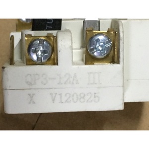 Condensador de arranque para compresor QP3-12A 3uf B45-120 para piezas de refrigerador y congelador - Product Image 4