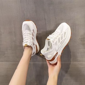 Zapatillas de <span class=keywords><strong>Tenis</strong></span> Blancas con Cordones y Malla Transpirable para <span class=keywords><strong>Mujer</strong></span>, Verano 2025, Moda Casual, Antideslizantes, Suela Blanda, Combinan con Todo - Product Image 1