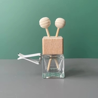 Mini flacon diffuseur de parfum pour voiture en verre mat de 8 ml, forme carrée, avec bouchon à vis, vide, support de parfum suspendu, pour aromathérapie