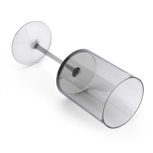 독특한 현대적인 모양 BPA 무료 식기 세척기 안전 플라스틱 아크릴 PMMA 레드 와인 글라스 14oz 긴 줄기에 큰 사이즈