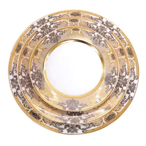 Nuevo diseño de alta calidad de oro restaurante vajilla de la boda de cerámica de cena de cargador de placas de regalo