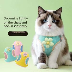 Nuevo Arnés para Gatos Tipo Chaleco, Correa Reflectante Anti-Escape para Gatos, Correa Universal para Perros Pequeños - Product Image 1