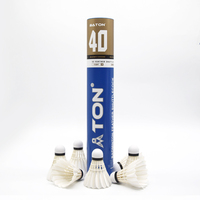 Volant de badminton personnalisable en plumes d'oie de troisième qualité, identique au Victor Master n°3, avec 2 couches de liège naturel, référence BT-N°40