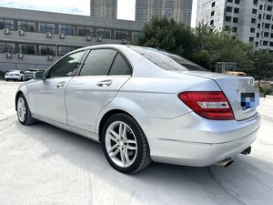 <span class=keywords><strong>Mercedes</strong></span>-Benz C 260 2013 Usado a <span class=keywords><strong>Precio</strong></span> Económico, CGI 1.8T, Automático, Elegante, Clásico y Atractivo - Product Image 4