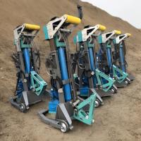 Système de Levage et de Déplacement de Conteneurs Maritimes à Vérins Hydrauliques