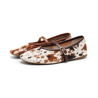 Chaussures plates Mary Jane légères à bout carré et imprimé vache pour femmes avec semelle extérieure en caoutchouc – Chaussures décontractées