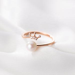 Anillo Ajustable <span class=keywords><strong>de</strong></span> <span class=keywords><strong>Plata</strong></span> <span class=keywords><strong>de</strong></span> Ley 925 Chapado en Oro Rosa con Corona <span class=keywords><strong>de</strong></span> Diamantes <span class=keywords><strong>de</strong></span> Circonita y Perla para Niñas, Joyería Coreana - Product Image 1