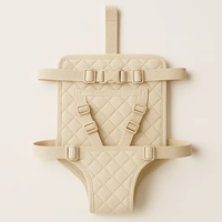 Siège de chaise haute de voyage matelassé de qualité supérieure BSCI, luxueux, pliable, avec harnais de sécurité pour bébé et grande poche de rangement au dos
