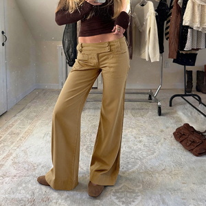 Vaqueros de Pierna Recta de Tiro Bajo Transpirables y a la Moda para Mujer - Pantalones de Mezclilla Sólidos Estilizadores de Estilo Minimalista y Versátil - Product Image 3