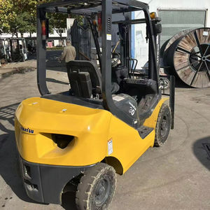 Montacargas Komatsu FD30 de 3 Toneladas de Segunda Mano, Maquinaria de Construcción Usada, Precio Bajo - Product Image 2