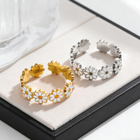 Bague Marguerite en Acier Inoxydable en Gros, Manchette Ouverte avec Fleur Émaillée pour Femme, Collier Couple Acero Ganku