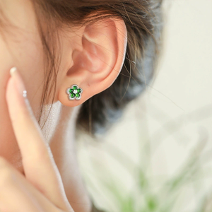 High-end natural A-grade jadeite green flower-shaped <b>stud</b> <b>earrings</b>, made of jade, <b>set</b> with S925 <b>silver</b>, for women - Product Image 4