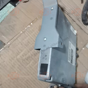 Toyot-A Basto Prado FJ Coolruze Land Tuần Tra 4000 Động Cơ Lái Xe Bảng Điều Khiển Máy Tính Mô-đun 89661-60j60 89661-60b81 - Product Image 4