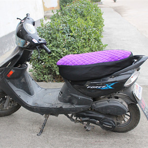 Housse de siège de scooter doublée en polaire, velours violet, noir, marron, protection chaude pour la conduite en extérieur, différentes tailles 60 70 80 cm - Product Image 1