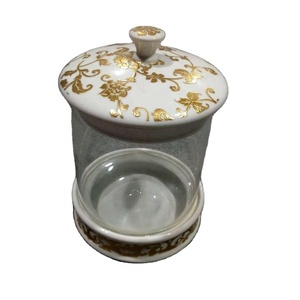 Barattoli di <span class=keywords><strong>Vetro</strong></span> Dorati di Media Grandezza <span class=keywords><strong>con</strong></span> Coperchi in Ceramica, Ecologici e Sostenibili per la Conservazione degli Alimenti - Product Image 1