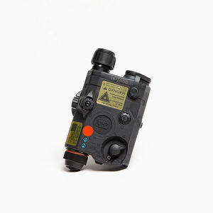 FMA AN/<span class=keywords><strong>PEQ</strong></span> 15 <span class=keywords><strong>LA</strong></span>-5 Función Versión LED Luz Blanca + Láser Rojo Versión Con Láser IR TB0074 - Product Image 1