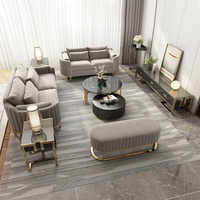 Ensemble de canapés convertibles en velours cannelé avec base en métal doré, design moderne pour salon et villa