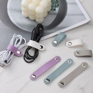 Organizador de Cables Portátil de Cuero PU, Soporte Multiusos para Cables con Cierre a Presión - Product Image 1