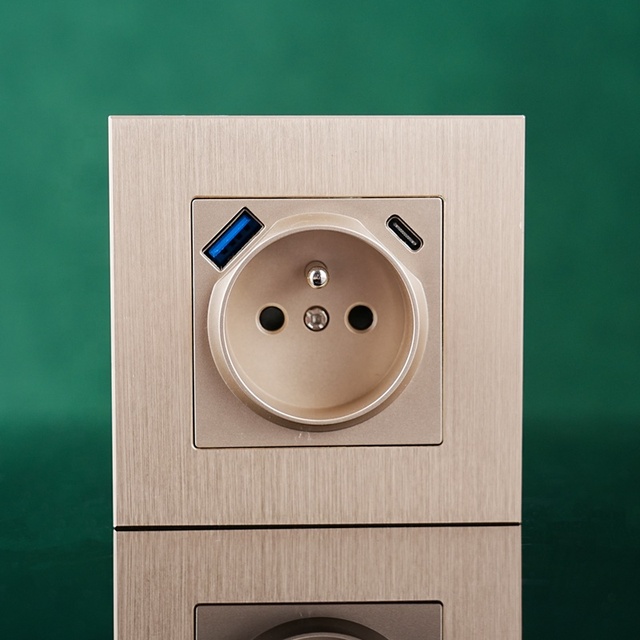 Wall USB C Plug Socket EU French Socket With High Speed PD20W Double USB Type A Type C Charger Ports