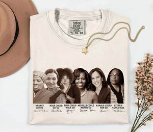 T-Shirt da Donna Comfort Colors, Girocollo, Manica Corta, 100% Cotone, Stampa 'Black Women History Month', Abbigliamento per il Potenziamento Femminile - Product Image 3