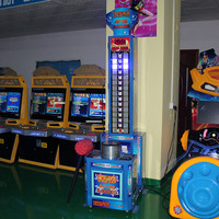 Máquina recreativa personalizable King of Hammer a la venta, probador de fuerza operado con monedas con pantalla de puntuación en tiempo real para centros comerciales