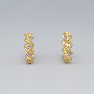 Elegante colección de joyas de seis piezas Pendientes de moda para un ambiente tranquilo - Product Image 1